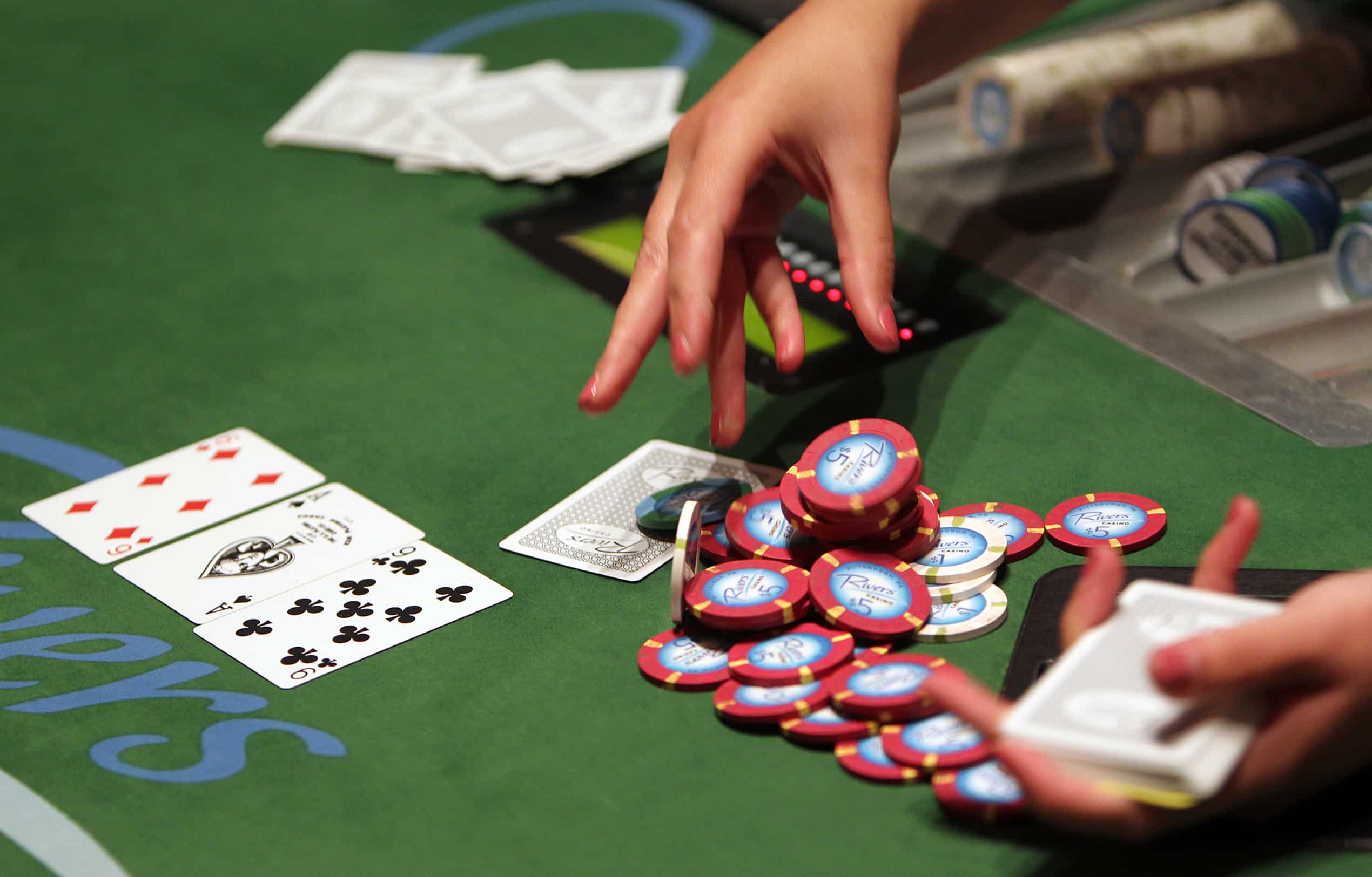 How Online Casinos Target Players